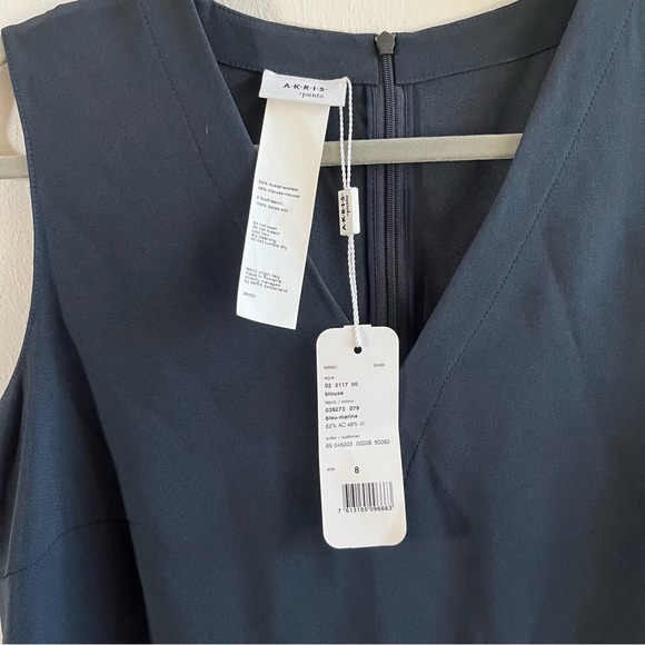 Akris Punto Blouse Navy (Marine) Blue Sleeveless V Neck Silk Trim Top Sz 8 NWT - Picture 5 of 13
